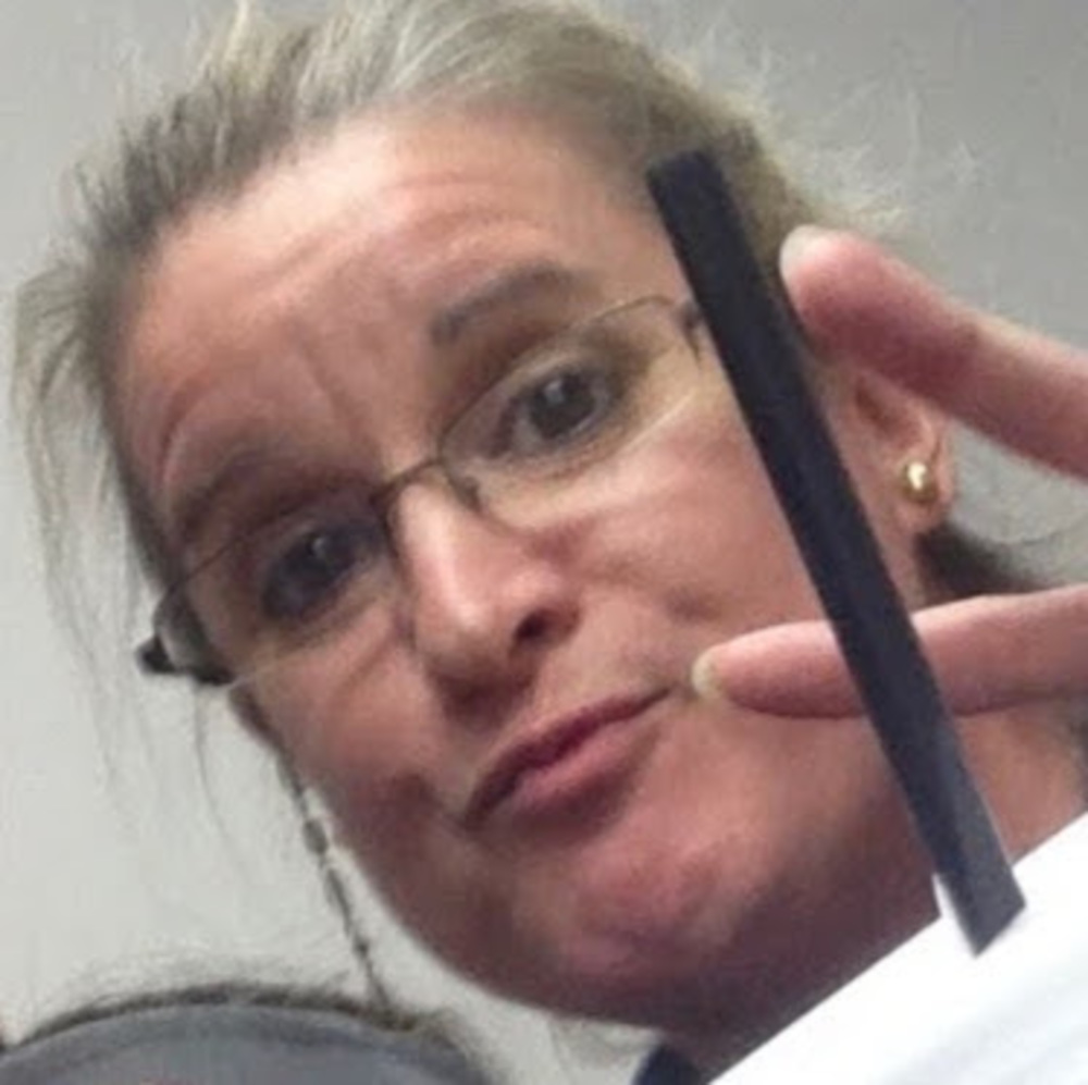Meet your Posher, Hillary